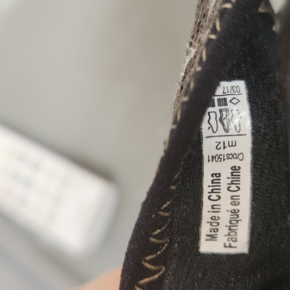 𝅺CROCS men's swiftwater mesh men's size 12 EUC - Picture 3 of 4